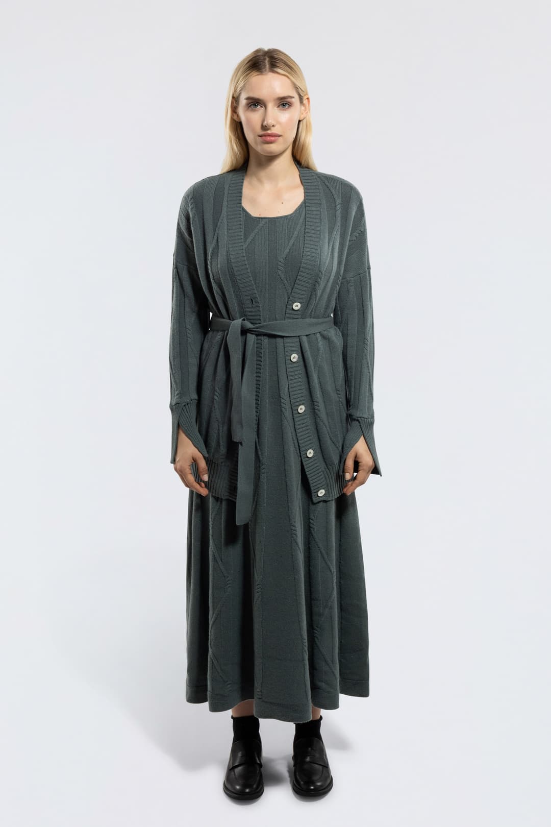 Cable-Knit Cashmere Cardigan